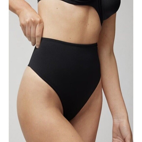 Soma Thong, Vanishing Tummy Retro Thong Panty in Maroon Red Size Medium - Picture 2 of 6